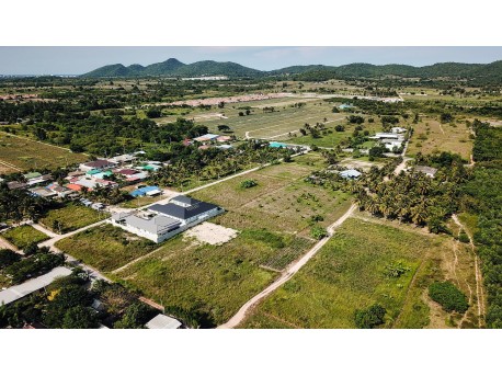 Terrain 1 rai avec vue lac à vendre à Hua hin soi 112 (Thung yao)