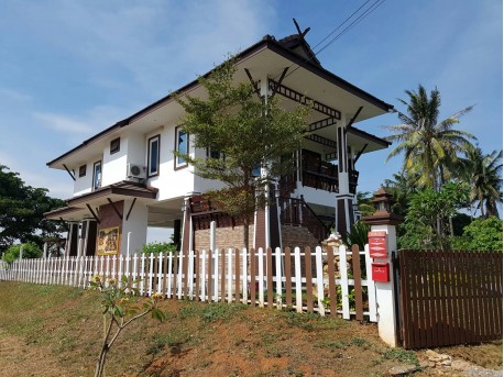 Thai house in Pran buri