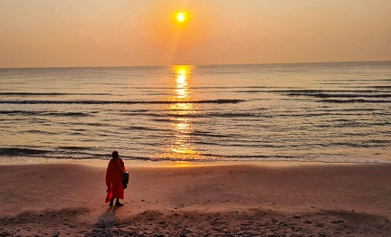 Monk in beach Hua hin 18 april 2024